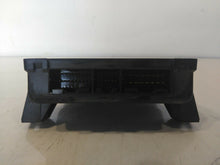 Load image into Gallery viewer, Range Rover P38 2.5 DSE Auto 98-02 Front Door Outstation Control Unit
