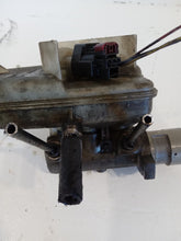 Load image into Gallery viewer, Ford Transit MK6 2000 - 2014 Brake Master Cylinder
