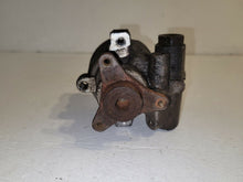 Load image into Gallery viewer, Vauxhall Vivaro Renualt Trafic 2.0 M9R Power Steering Pump
