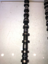 Load image into Gallery viewer, Ssangyong Rexton RX270 SE5 2005 Pair Of Camshafts
