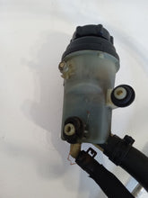 Load image into Gallery viewer, Ford Transit Connect 1.8 TDDI 2006 Low Pressure Power Steering Pipe Complete
