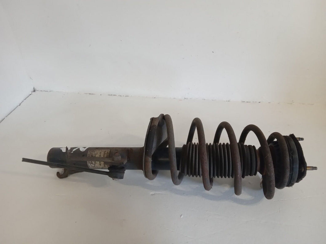 Ford Transit Connect 1.8 TDDI 2006 Left Side Shock And Spring Strut Leg