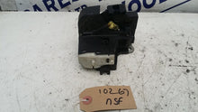 Load image into Gallery viewer, Renault Clio 1.2 2007 MK2 16 Valve Passenger Left Side Front Door Lock
