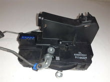 Load image into Gallery viewer, Vauxhall Vivaro Renault Trafic 1.9 DTi 2001 - 2006 Drivers Right Side Door Lock
