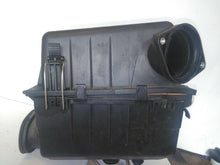 Load image into Gallery viewer, Range Rover P38 2.5 DSE Auto 98-02 Air Filter Housing
