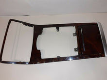 Load image into Gallery viewer, Audi A8 4.0 TDi D3 Centre Console Trim In Walnut
