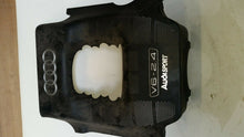 Load image into Gallery viewer, Audi A4 2.4 V6 Sport B6 Cabriolet Engine Cover
